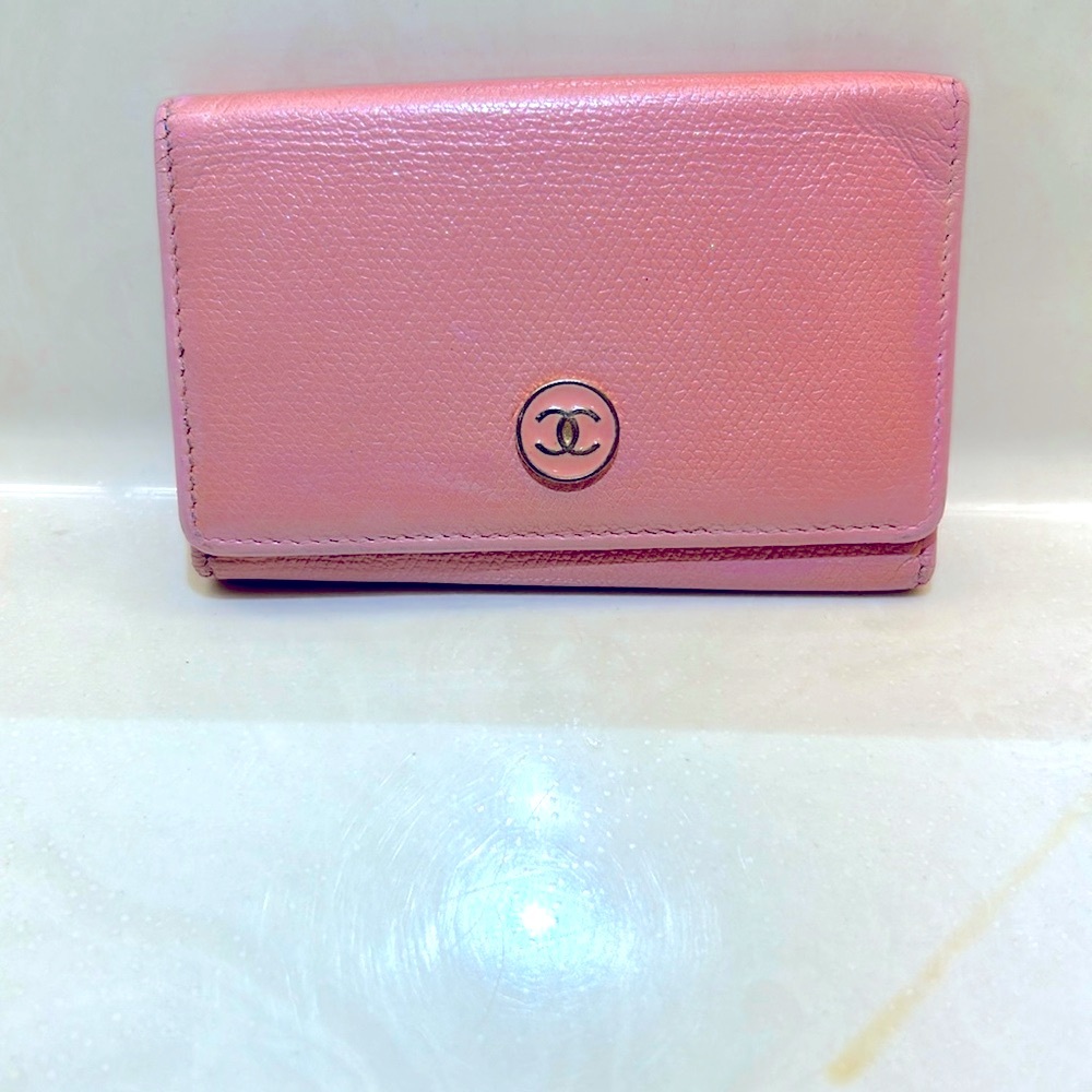 ***SOLD*** Chanel Key Holder